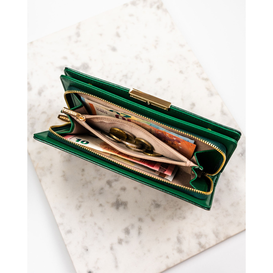 Portfel damski ze skóry ekologicznej w zielonym kolorze, wyposażony w system RFID - Rovicky