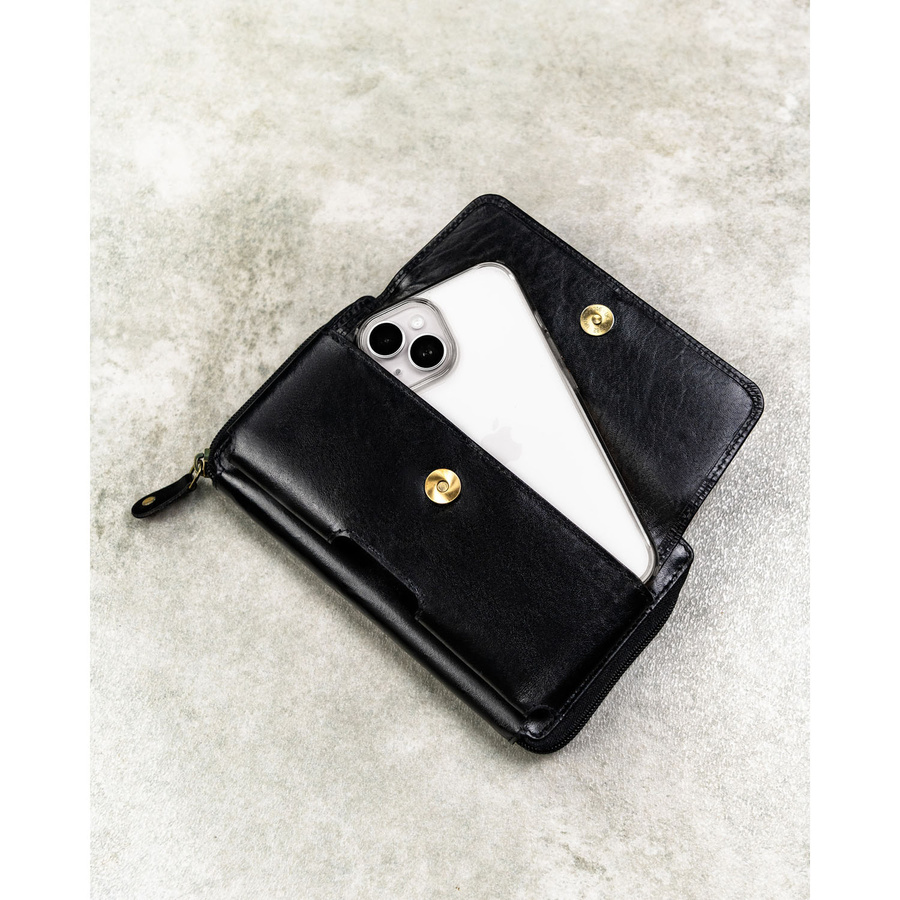 Skórzana, dwukomorowa saszetka męska w czarnym kolorze zamykana suwakiem - Rovicky