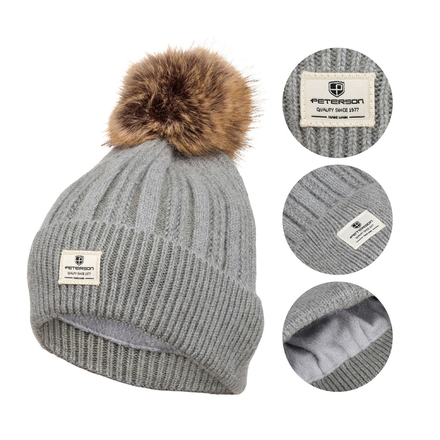Ciepła czapka damska z futrzanym pomponem szara - Peterson