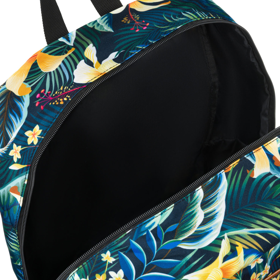 Pojemny plecak podróżny zamykany na suwak w kwiatowy wzór - Rovicky