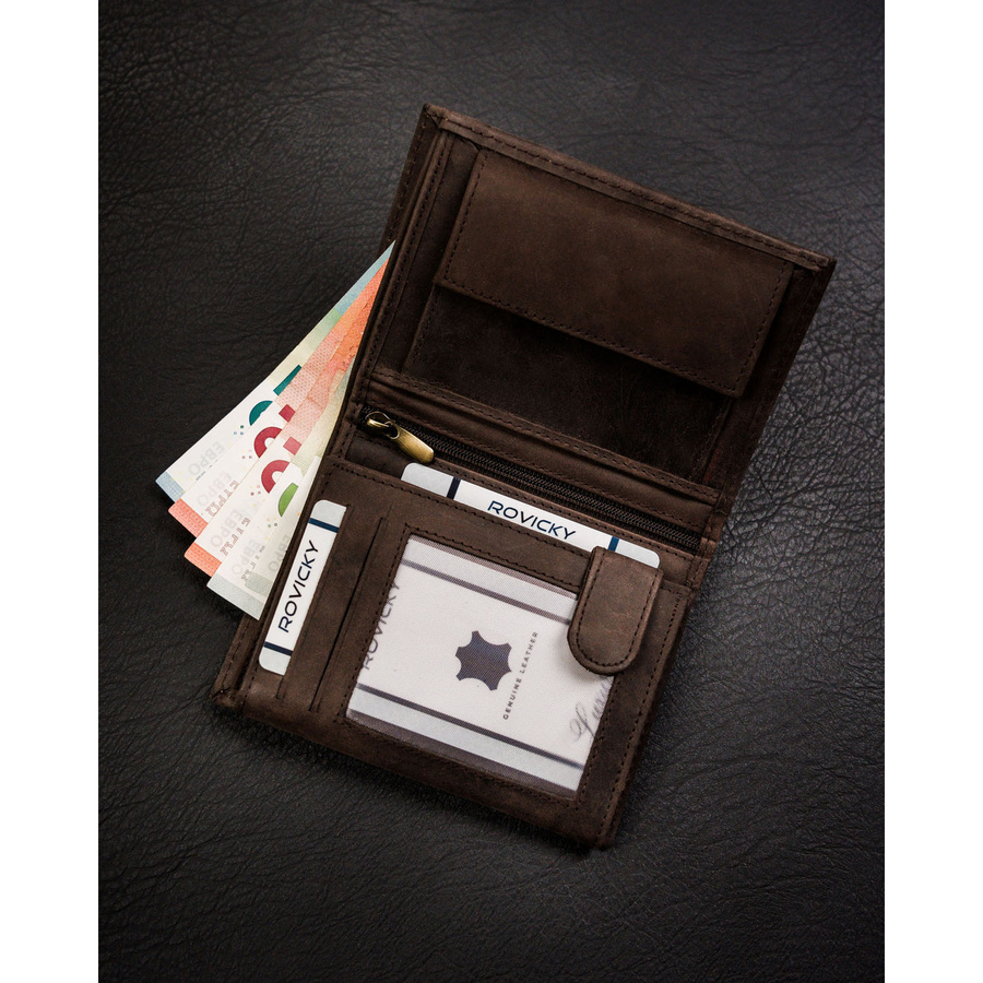 Portfel męski ze skóry naturalnej w brązowym kolorze z tłoczeniem w kształcie psa