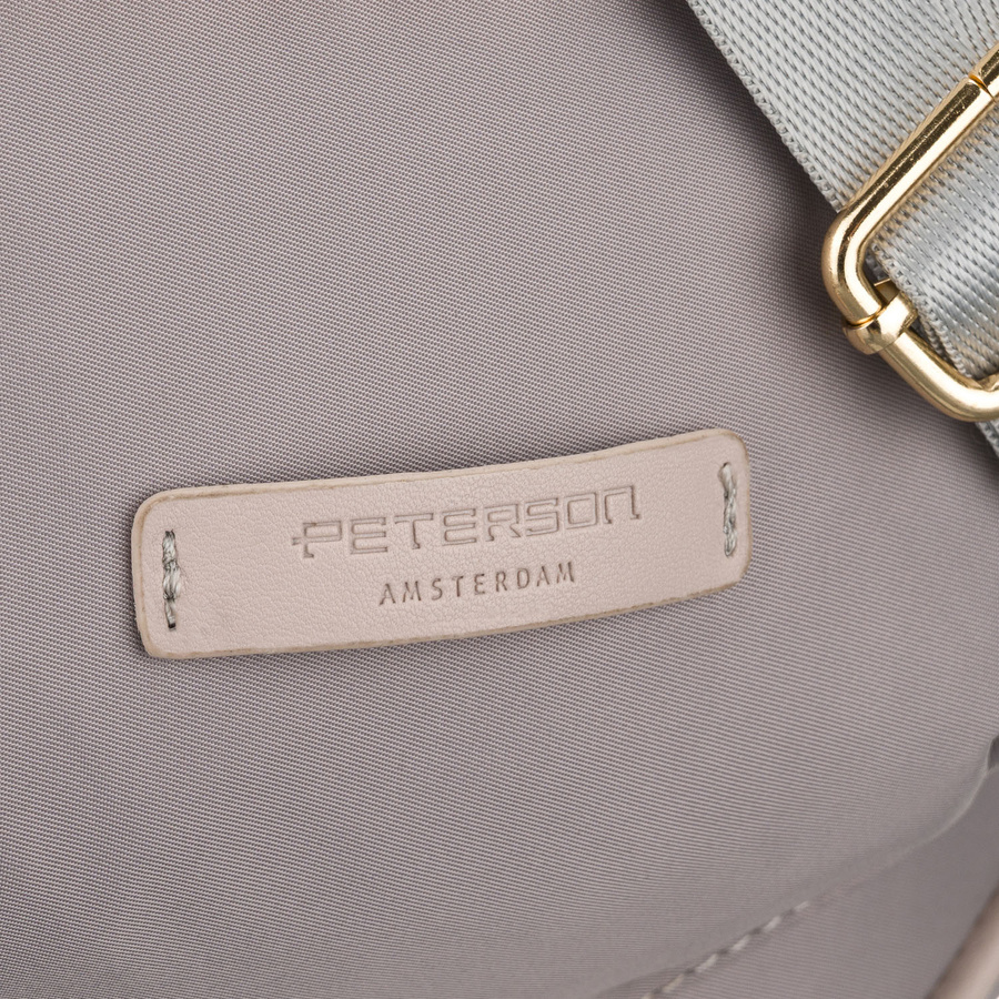 Szara torebka damska z nylonu, zawieszona na regulowanym pasku i zamykana suwakiem - Peterson