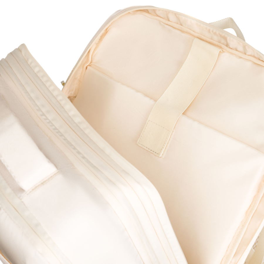 Praktyczny plecak podróżny w kolorze ecru, wyposażony w siatkowaną przegrodę i paski kompresyjne - Peterson