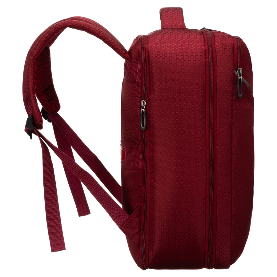 Podróżny plecak z poliestru w czerwonym kolorze, zawieszony na regulowanych szelkach - Peterson