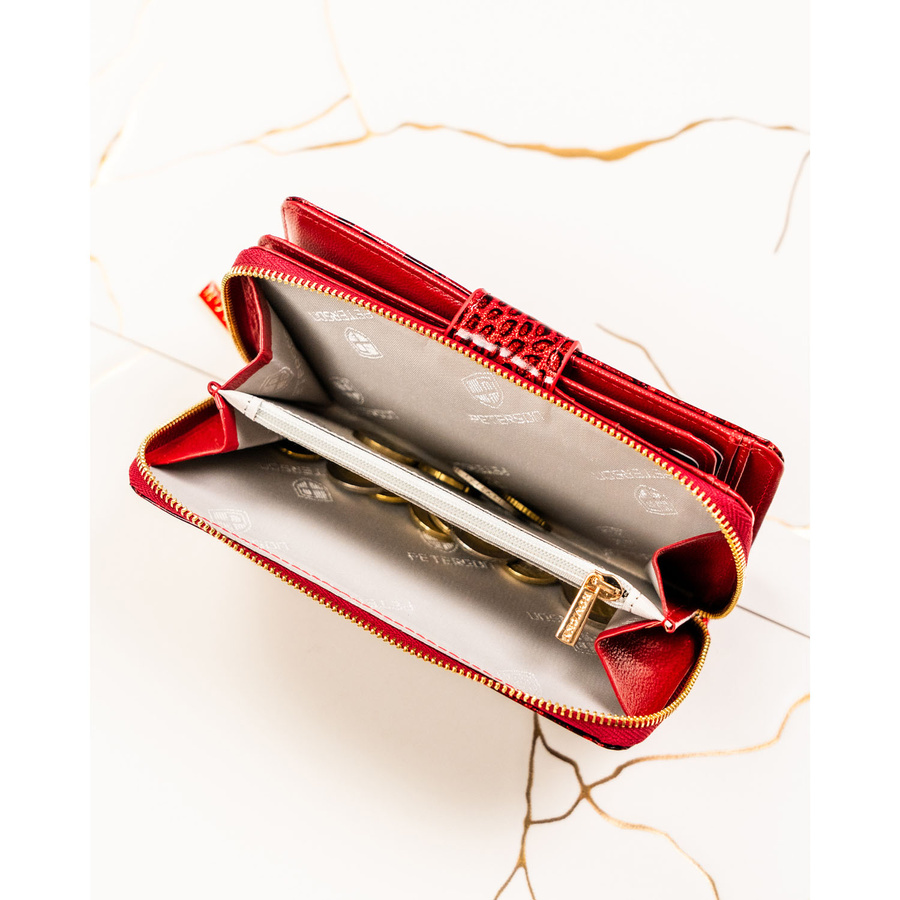 Czerwony portfel damski ze skóry naturalnej zamykany na suwak i zatrzask, wyposażony w system RFID - Peterson