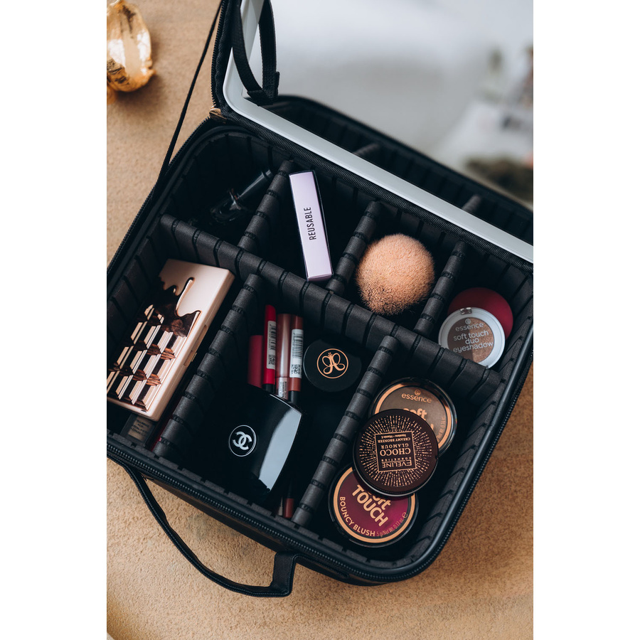 Czarna szkatułka na biżuterię wykonana ze skóry ekologicznej, zamykana suwakiem - Peterson