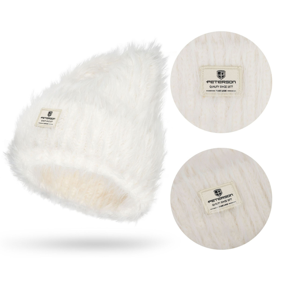 Biała czapka damska beanie wykonana z nylonu, pokryta fakturą imitującą futerko - Peterson