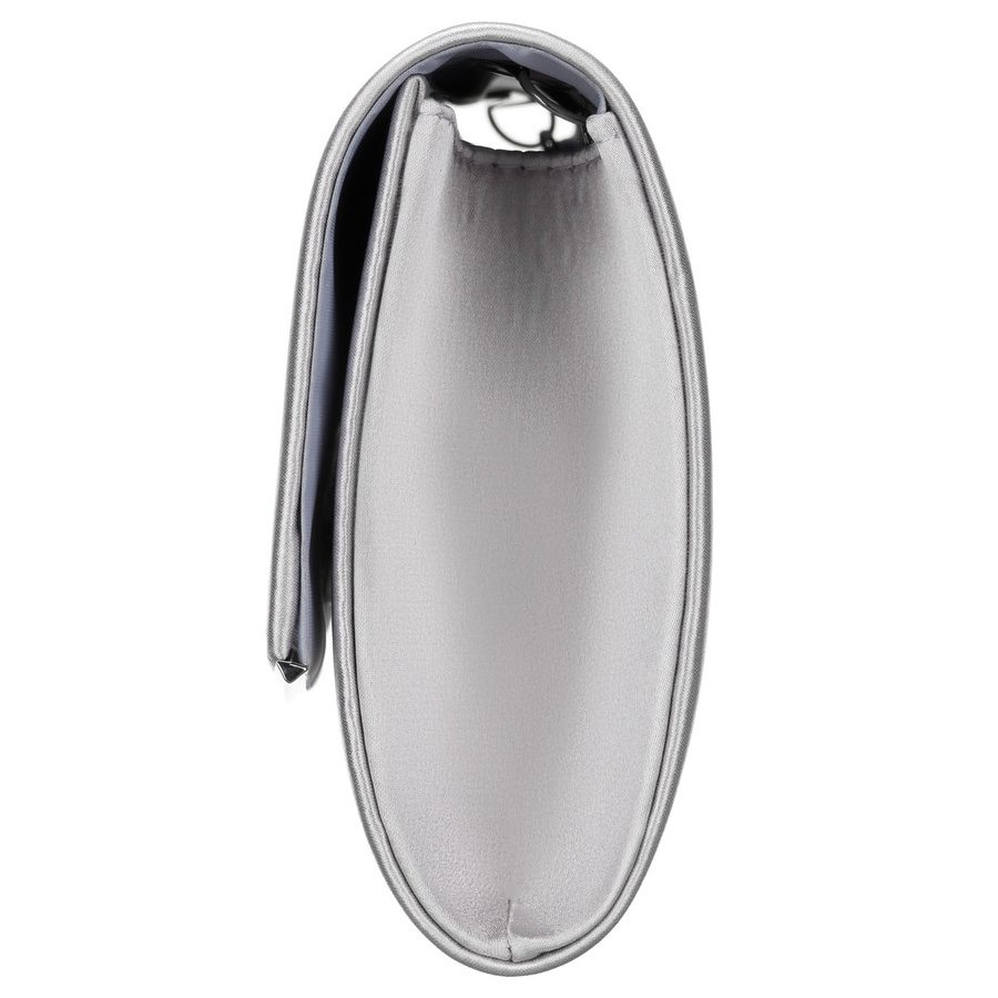 Kopertówka damska wykonana w srebrnym kolorze, zawieszona na srebrnym łańcuszku - Rovicky