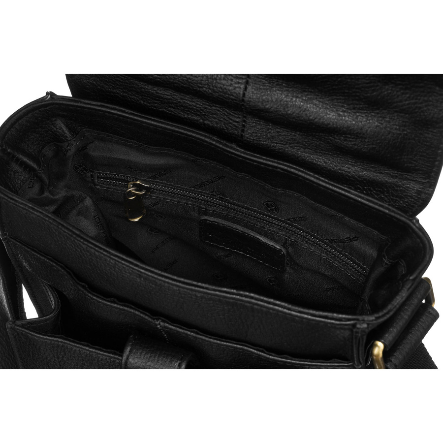 Skórzana, czarna listonoszka męska z klapką, zawieszona na regulowanym pasku - Peterson