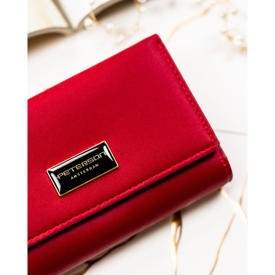 Czerwony portfel damski wykonany ze skóry naturalnej i ekologicznej - Peterson