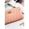 Duży, różowy portfel damski o marszczonej powierzchni ze skóry ekologicznej - Rovicky