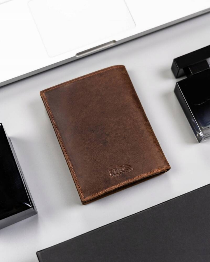 Duży pionowy portfel męski ze skóry naturalnej - Peterson