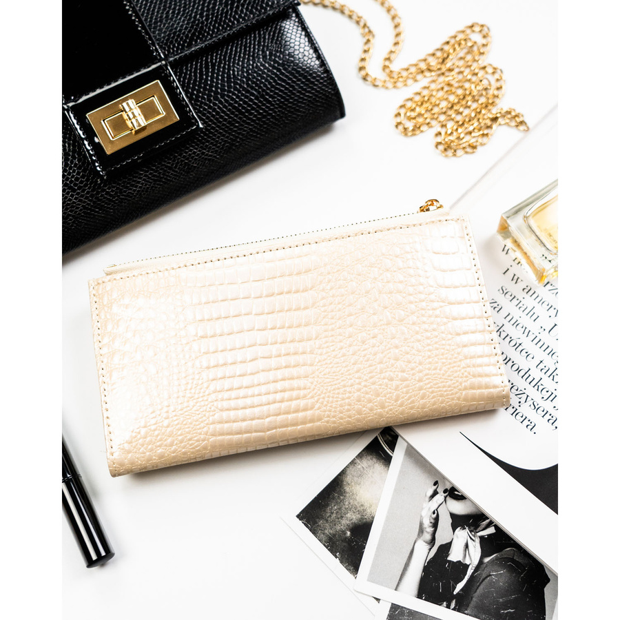 Poziomy, beżowy portfel damski ze skóry ekologicznej z tłoczeniem na wzór skóry krokodyla - Peterson