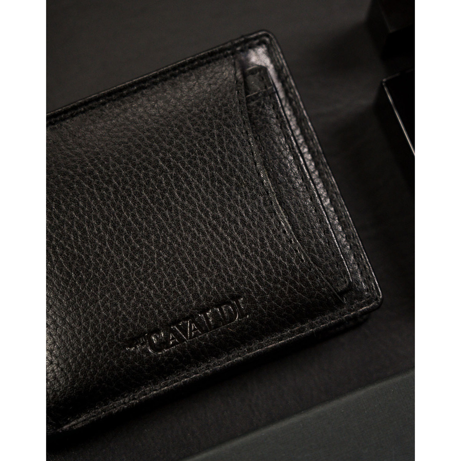 Poziome, czarne etui na karty ze skóry naturalnej zapakowane w eleganckie pudełko - 4U Cavaldi