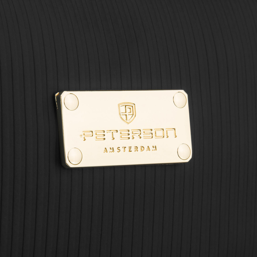 Czarna kosmetyczka z tkaniny syntetycznej wyposażona w cztery przegródki - Peterson