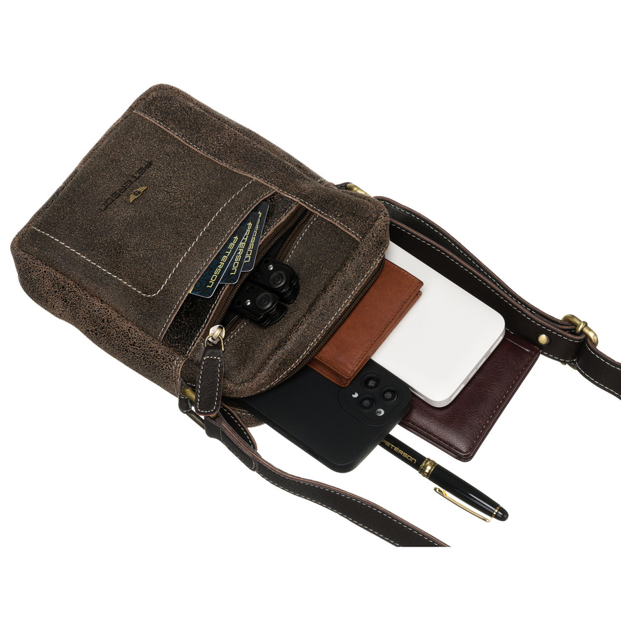 Praktyczna listonoszka męska ze skóry naturalnej w brązowym kolorze - Peterson