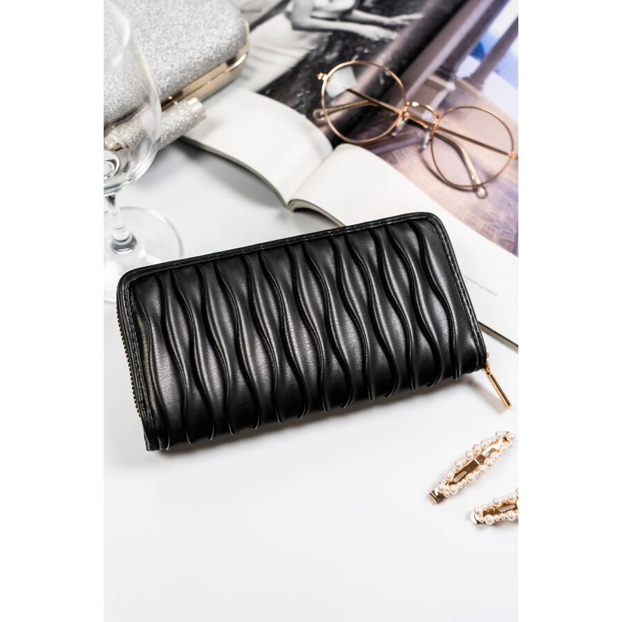 Duży portfel damski ze skóry ekologicznej w czarnym kolorze na zamek - Rovicky