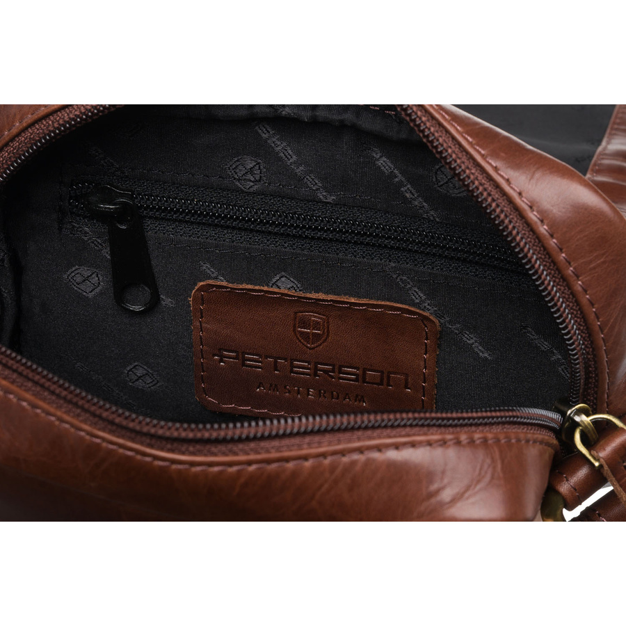Skórzana, brązowa torba męska na ramię - Peterson