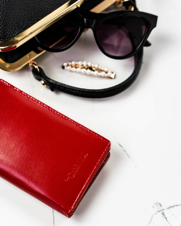 Skórzany portfel damski z dużą sekcją na karty płatnicze - Cavaldi