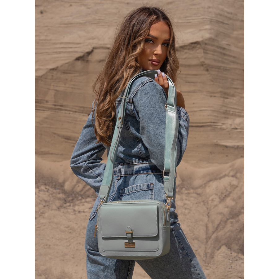 Modna listonoszka damska w zielonym kolorze wykonana ze skóry ekologicznej - Peterson