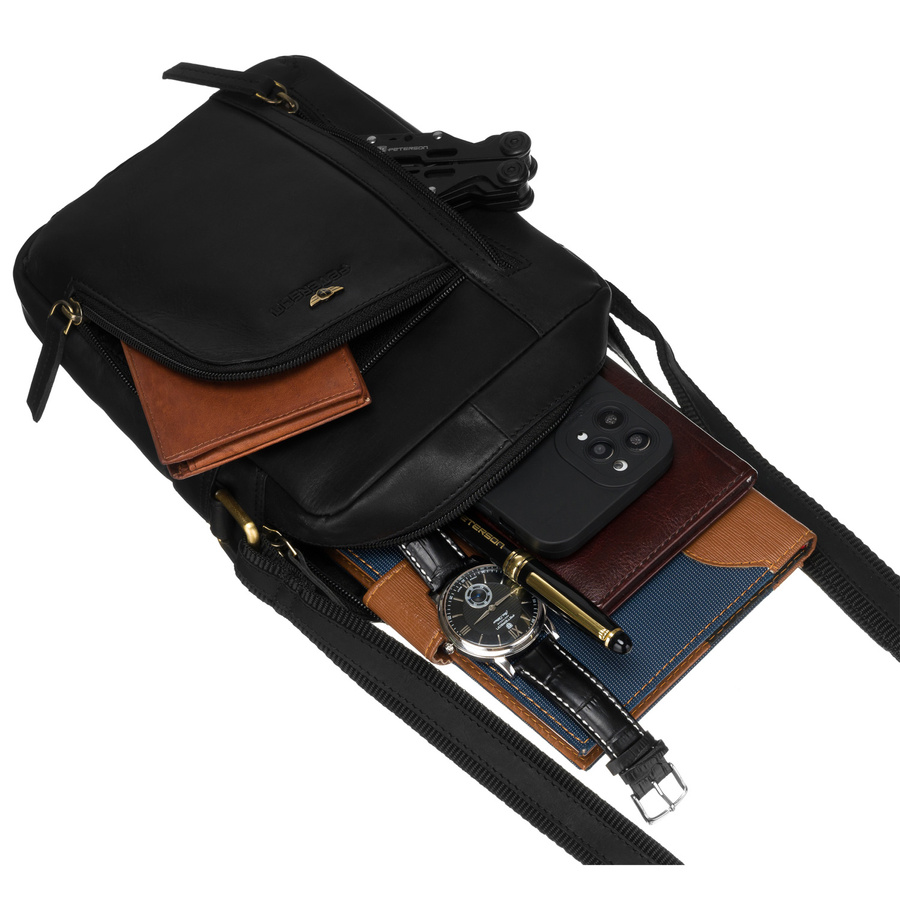Klasyczna skórzana listonoszka męska w czarnym kolorze z kieszonkami i etui - Peterson