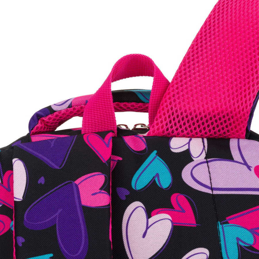 Młodzieżowy plecak szkolny z poliestru we wzór w serduszka - Peterson