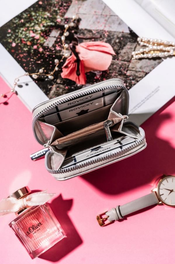 Elegancki, mały portfel damski na zamek - Rovicky