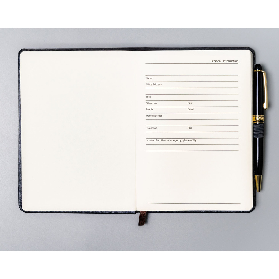 Szary notes w formacie B6 zadrukowany w linie, wyposażony w gumkę zamykającą - Peterson