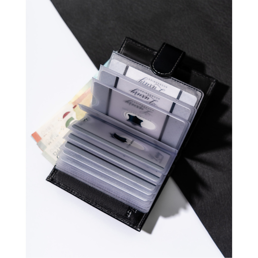 Eleganckie etui na dokumenty w czarnym kolorze wykonane ze skóry naturalnej - Rovicky