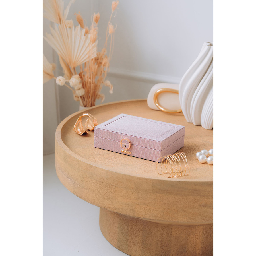 Różowa szkatułka na biżuterię z dedykowanym miejscem na zegarek - Peterson