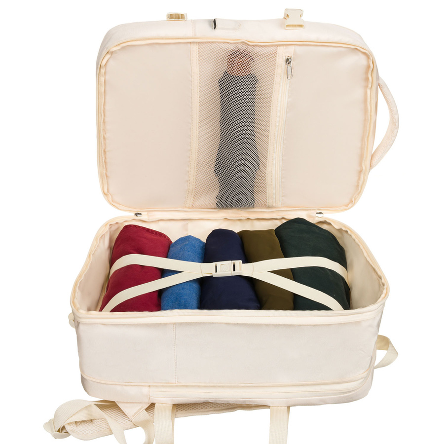 Praktyczny plecak podróżny w kolorze ecru, wyposażony w siatkowaną przegrodę i paski kompresyjne - Peterson