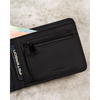 Mały portfel męski w czarnym kolorze wykonany ze skóry ekologicznej - Peterson