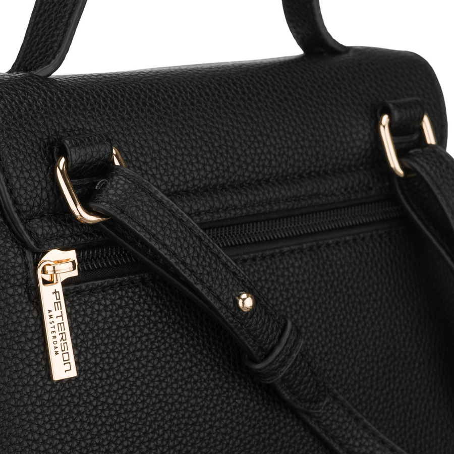 Listonoszka damska ze skóry ekologicznej w czarnym kolorze z kieszonką zewnętrzną - Peterson