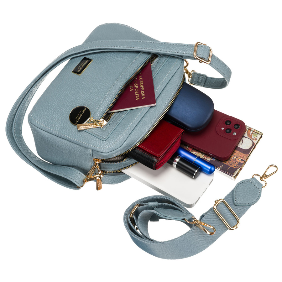 Modna niebieska listonoszka damska z dwoma paskami na ramię i brelokiem eko skóra Peterson