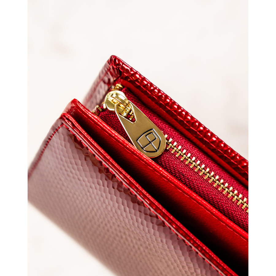 Skórzany, czerwony portfel damski na magnes i zamek z systemem RFID - Peterson