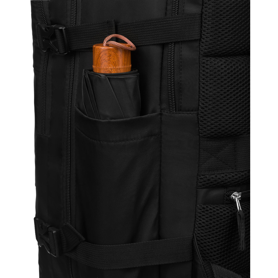 Czarny, trzykomorowy plecak podróżny wykonany z poliestru - Peterson