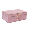 Elegancka szkatułka w różowym kolorze zamykana na zatrzask i kluczykiem - Peterson