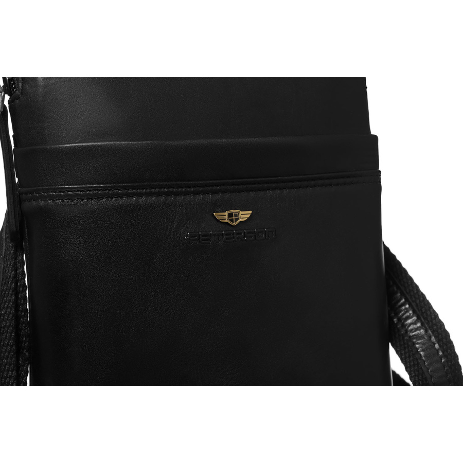 Praktyczna listonoszka męska ze skóry naturalnej w czarnym kolorze z kieszeniami zewnętrznymi - Peterson