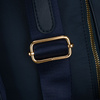 Plecak damski z nylonu i skóry ekologicznej w granatowym kolorze, zamykany suwakiem - Peterson