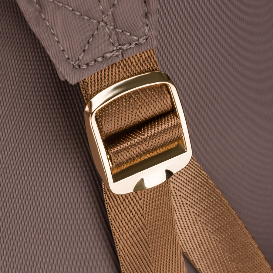 Dwukomorowy plecak damski z poliestru w beżowym kolorze - Peterson