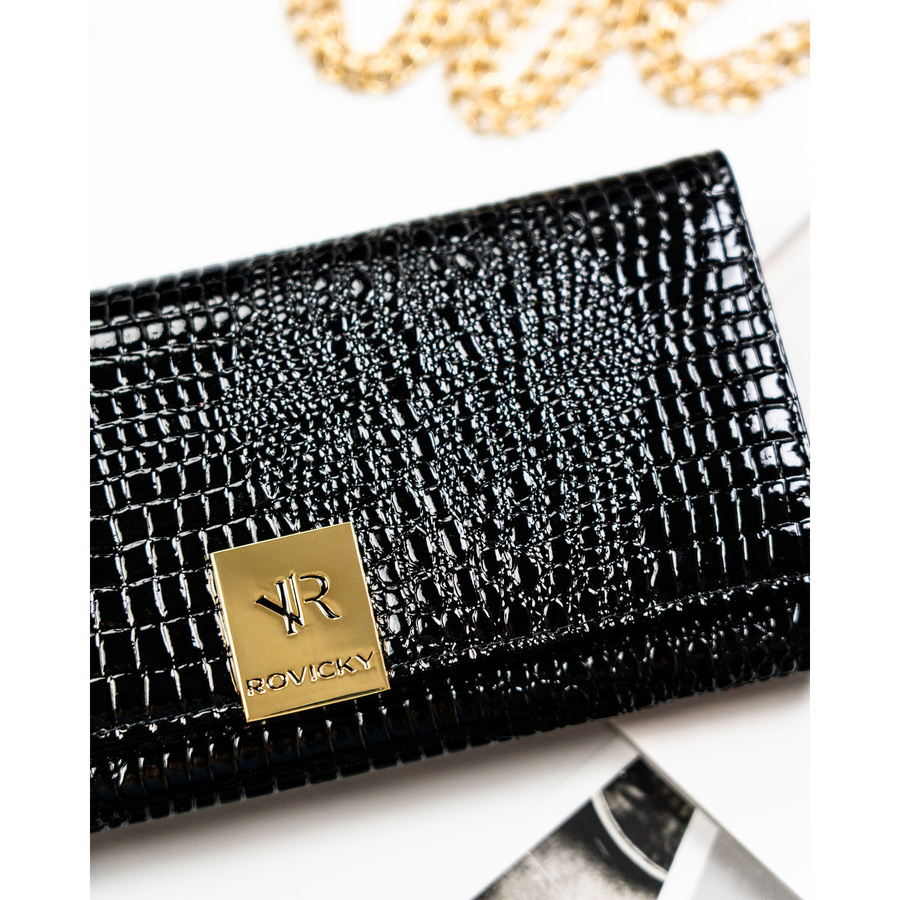 Lakierowany, czarny portfel damski ze skóry naturalnej z systemem RFID - Rovicky