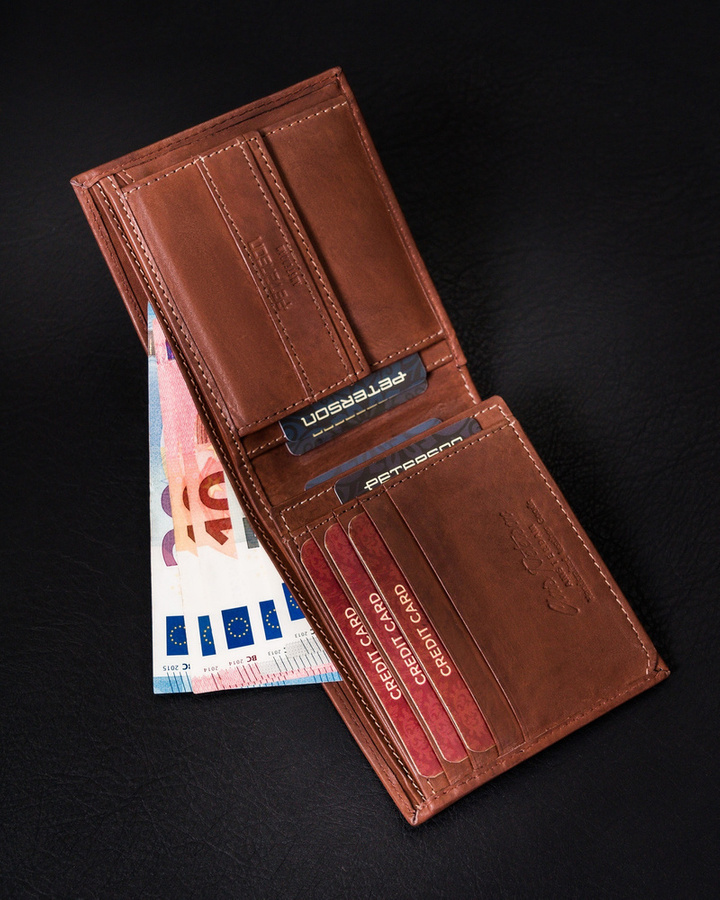Klasyczny skórzany portfel męski na karty - Peterson