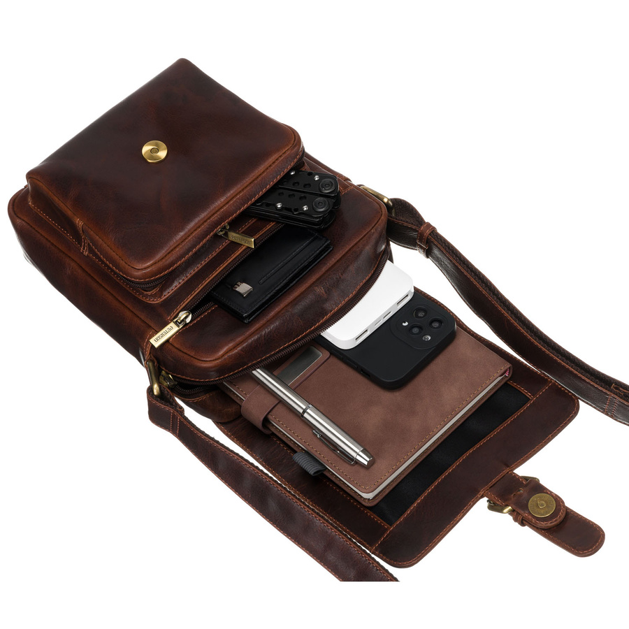 Skórzana torba męska w brązowym kolorze z klapką - Peterson