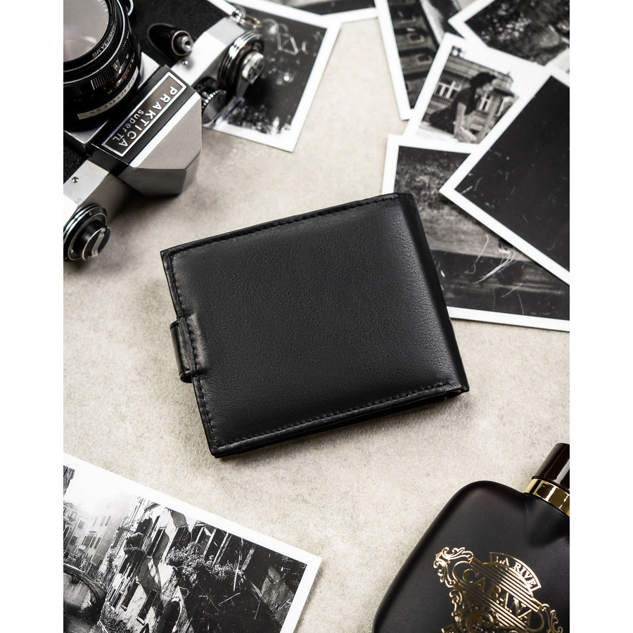Duży, czarny portfel męski ze skóry naturalnej wyposażony w system RFID, zamykany na zatrzask - Rovicky