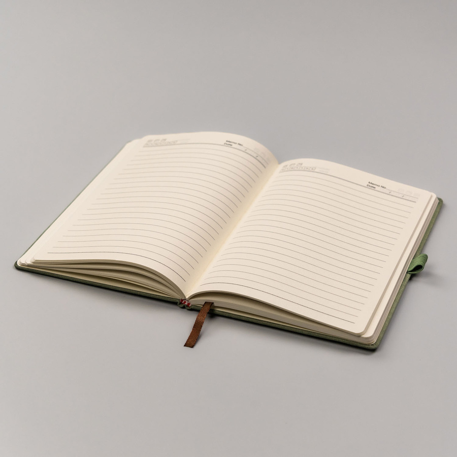 Zielony notes A5 z gumką zamykającą - Peterson