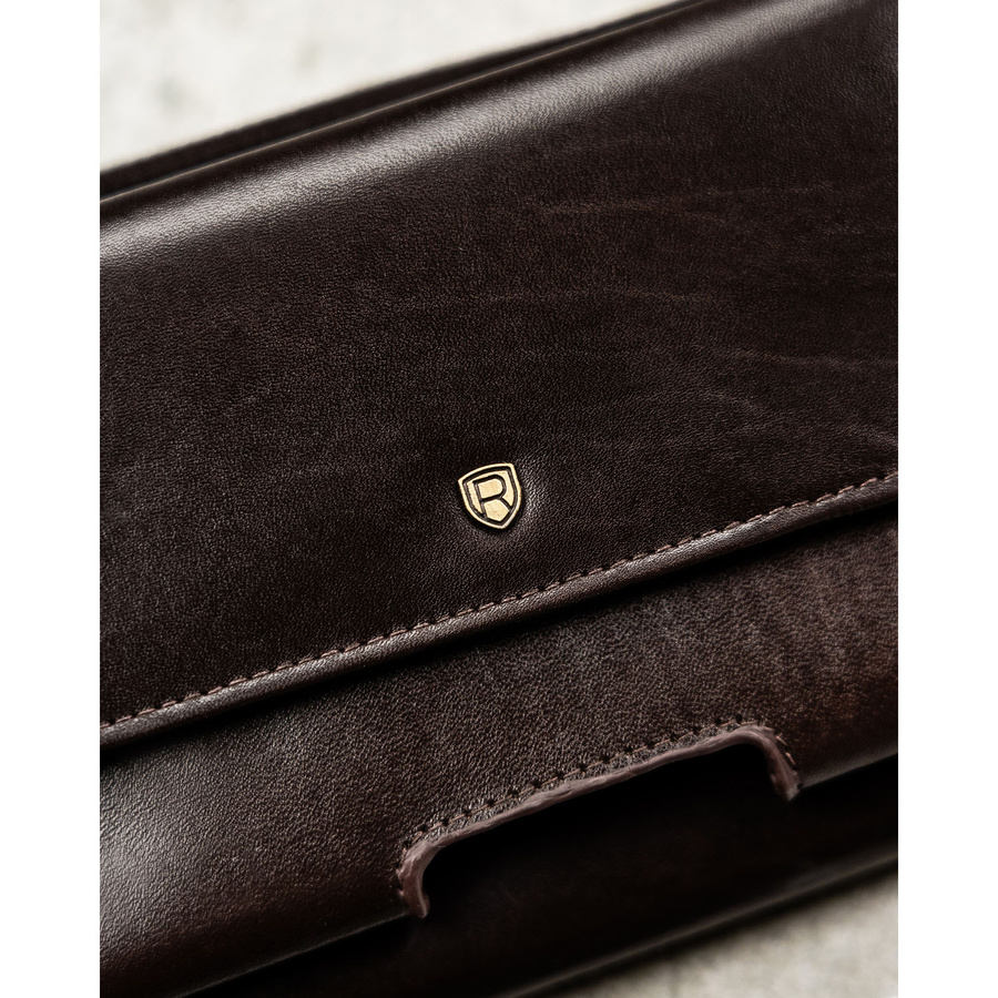 Skórzana, dwukomorowa saszetka męska w brązowym kolorze zamykana suwakiem - Rovicky