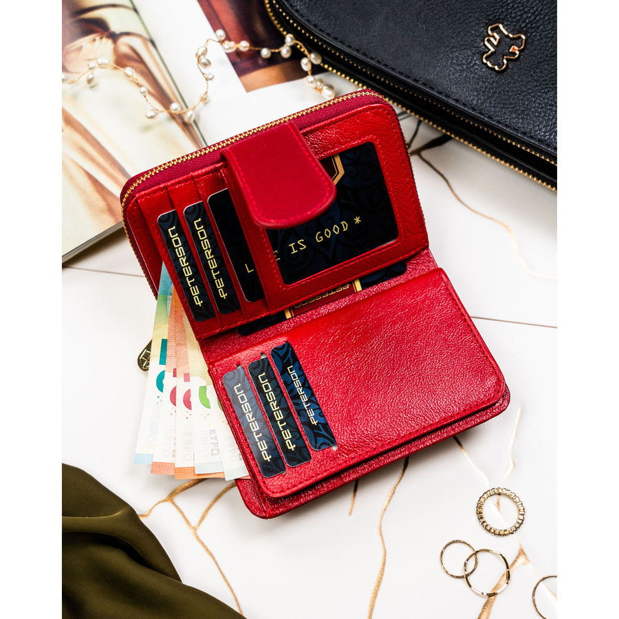 Klasyczny, czerwony portfel damski ze skóry naturalnej i ekologicznej zamykany na suwak i zatrzask - Peterson