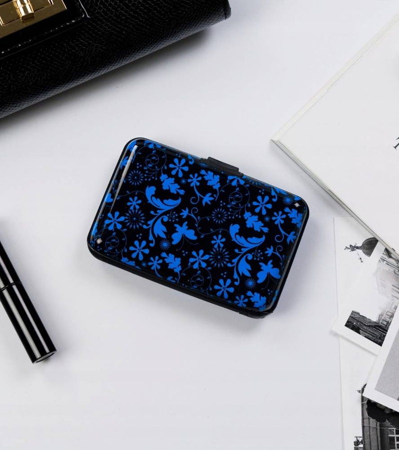 Aluminiowe etui na karty