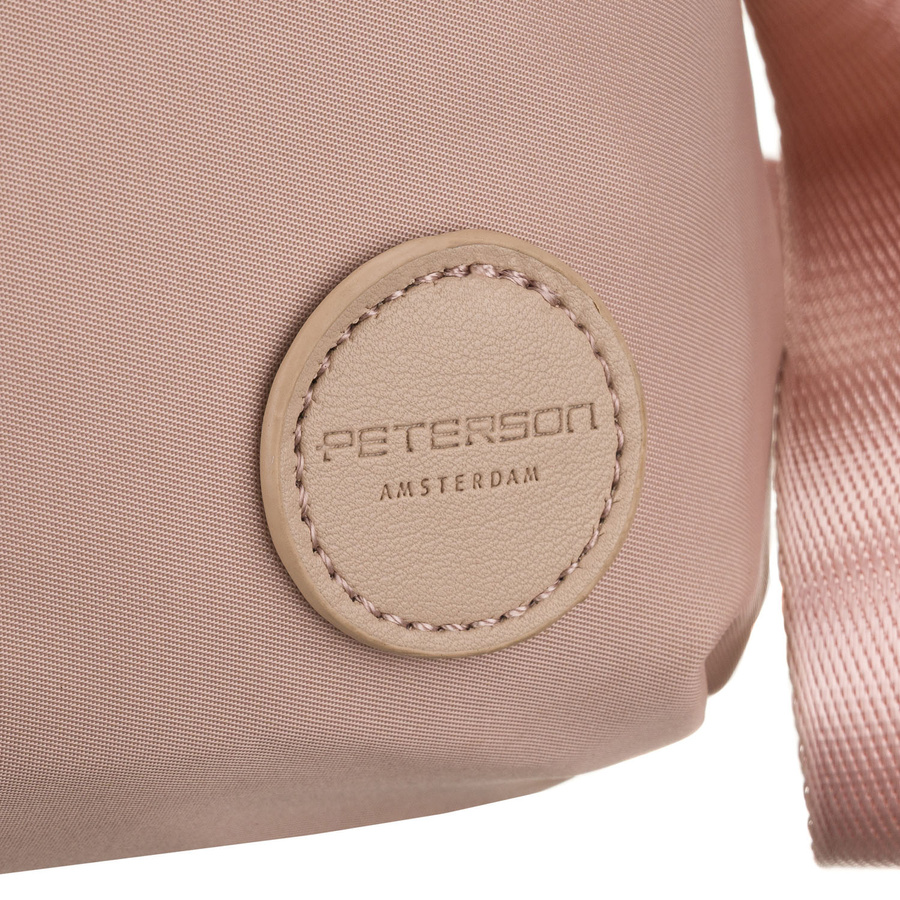 Różowa listonoszka damska z nylonu zamykana suwakiem - Peterson