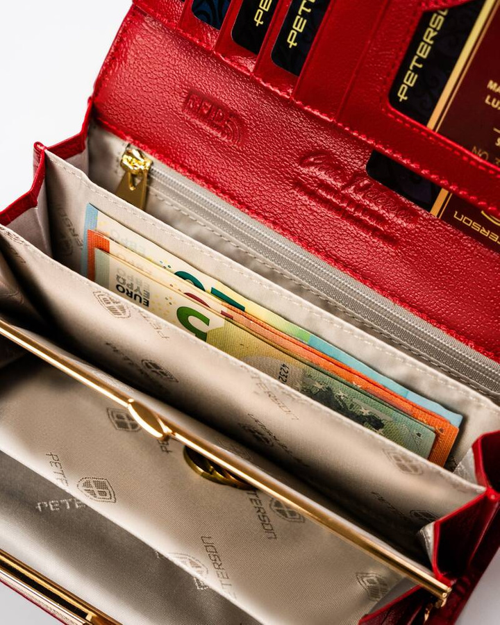 Duży skórzany portfel damski ze złotymi akcentami - Peterson